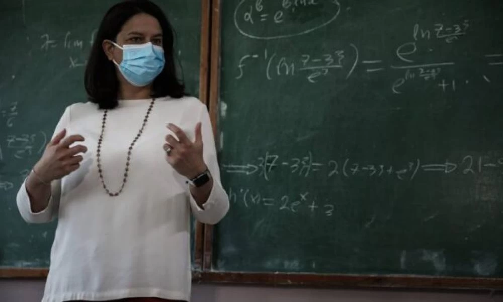 Κεραμέως: Καμία συζήτηση για εξ αποστάσεως εκπαίδευση